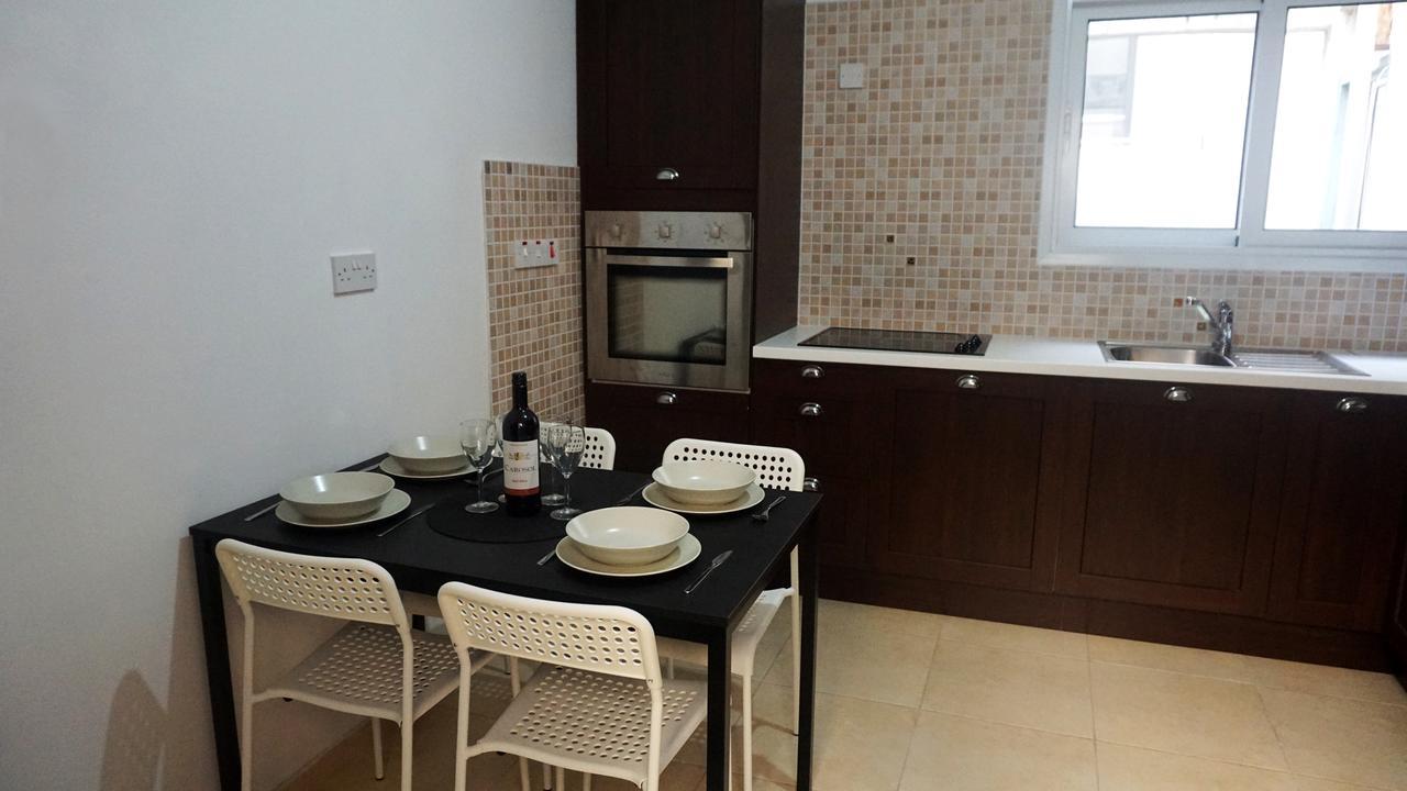 Lazuli City Seaview Apartment 34 Lárnaka Kültér fotó